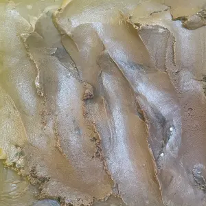 gelato de Ferreiro Rocher massa de chocolate ao leite com pedaços de chocolate