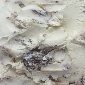 gelato de Laka o chocolate branco com pedaços de Cookies